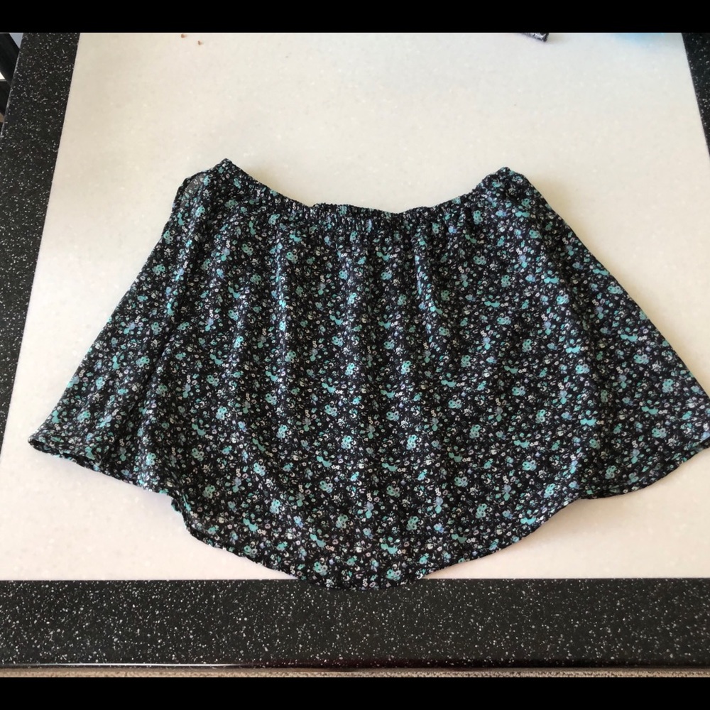 Forever 21 Black Floral Skirt